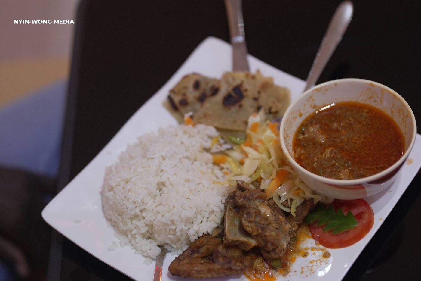 Signature plate